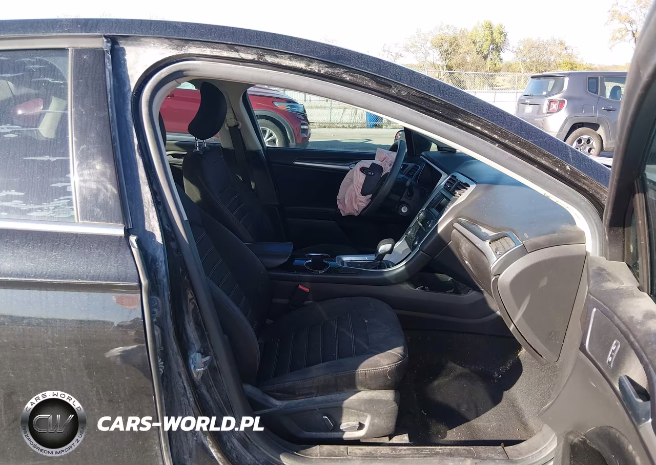 2015 Ford Fusion Se VIN:3FA6P0H70FR281173 - 5