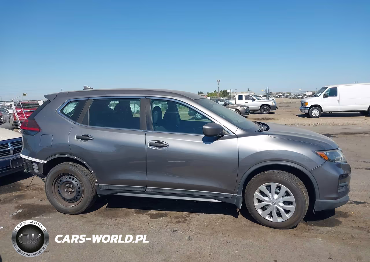 2018 Nissan Rogue S VIN:5N1AT2MTXJC717545 - 13