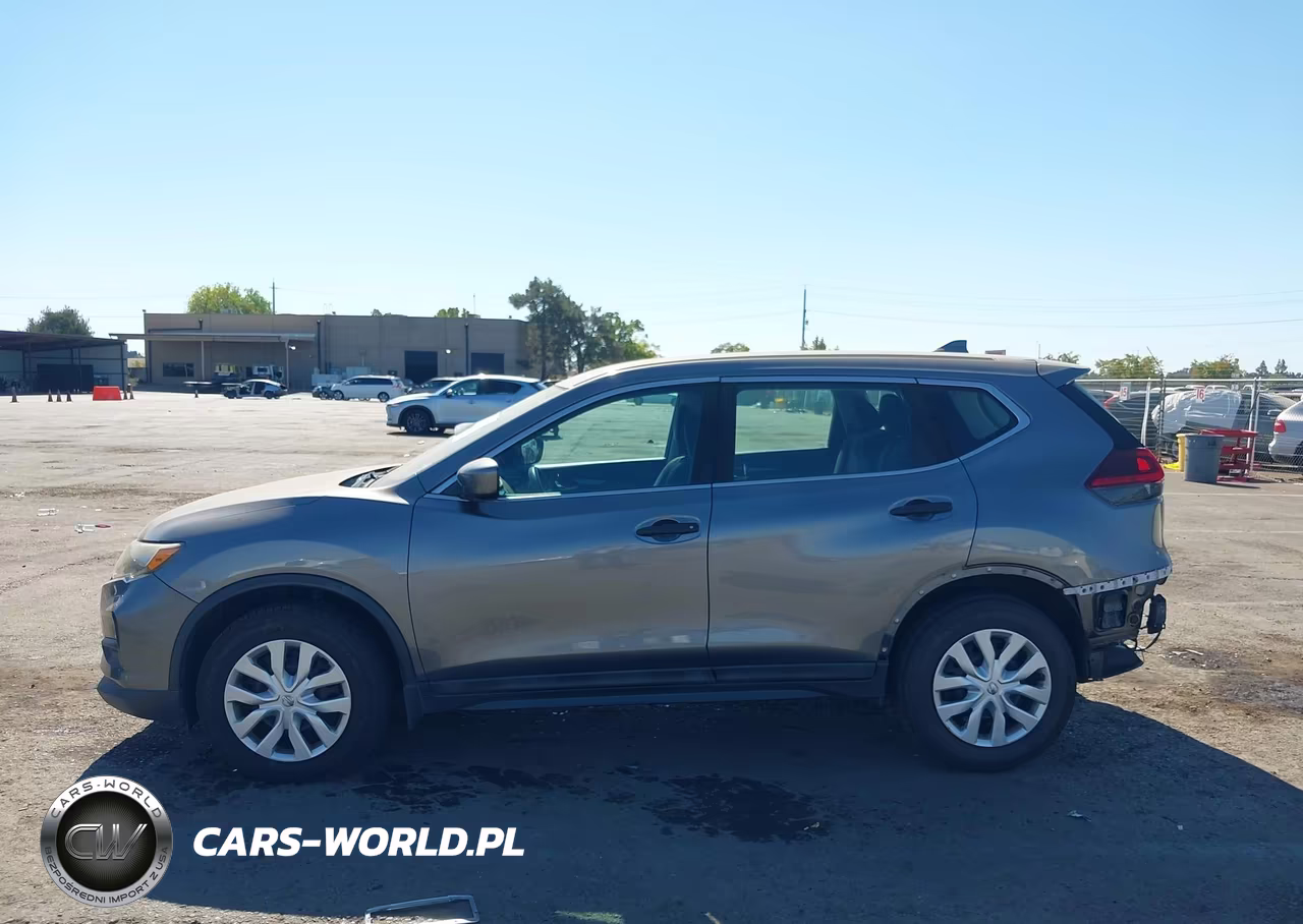 2018 Nissan Rogue S VIN:5N1AT2MTXJC717545 - 14