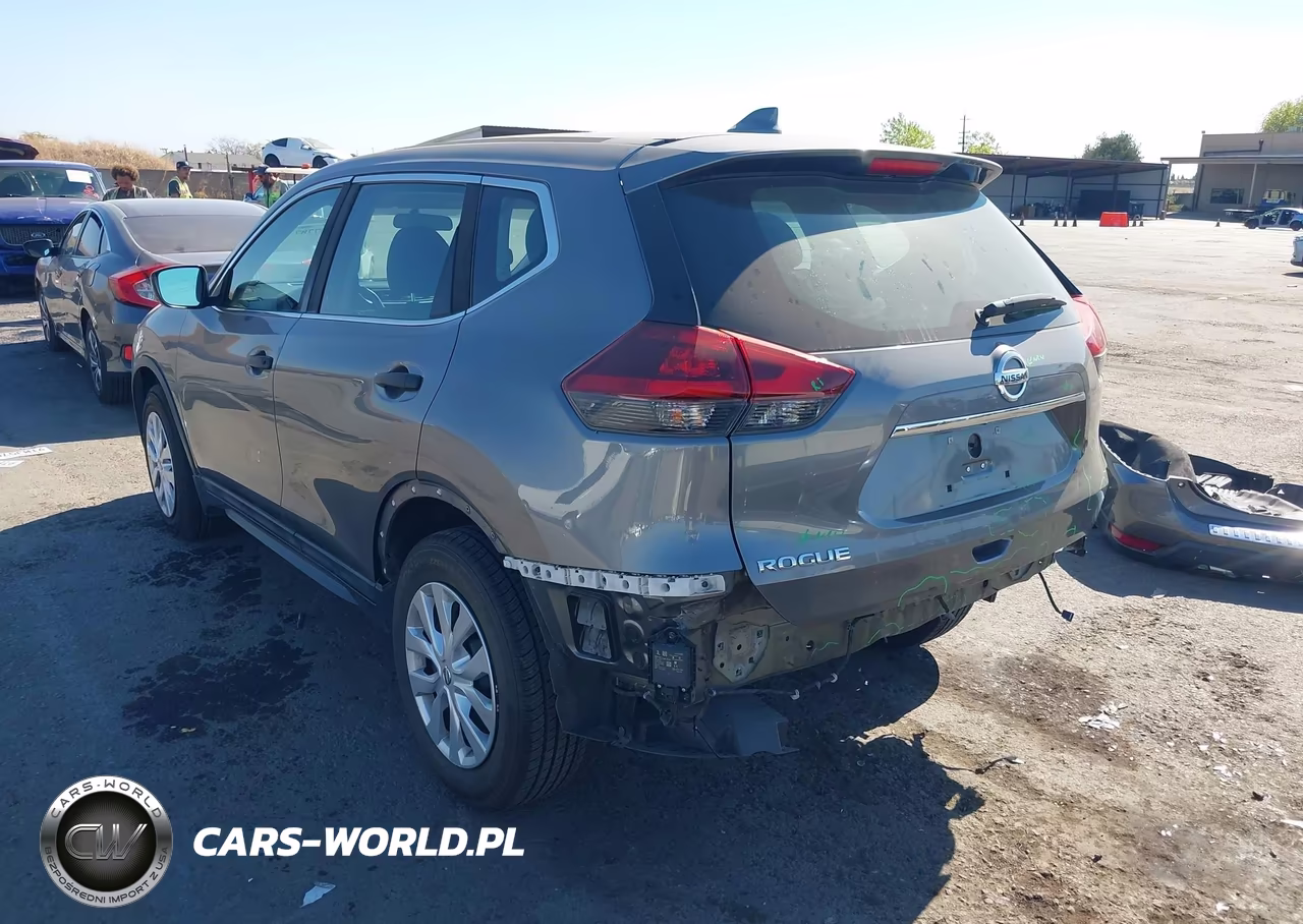 2018 Nissan Rogue S VIN:5N1AT2MTXJC717545 - 3