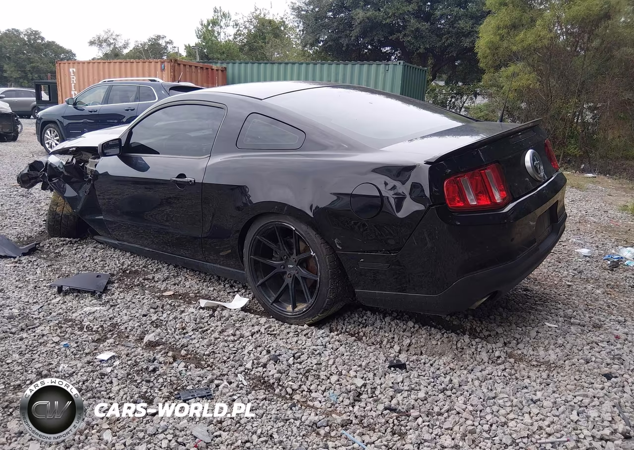 2012 Ford Mustang V6 VIN:1ZVBP8AM7C5240123 - 3