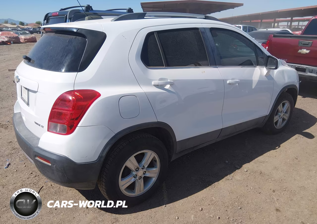 2015 Chevrolet Trax Lt VIN:3GNCJLSB3FL246134 - 4