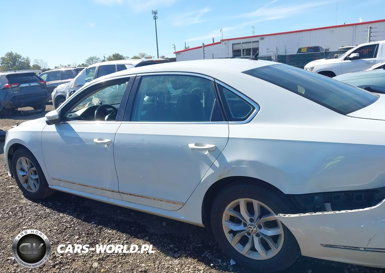 2016 Volkswagen Passat 1.8T S VIN:1VWAT7A34GC033893 - 14