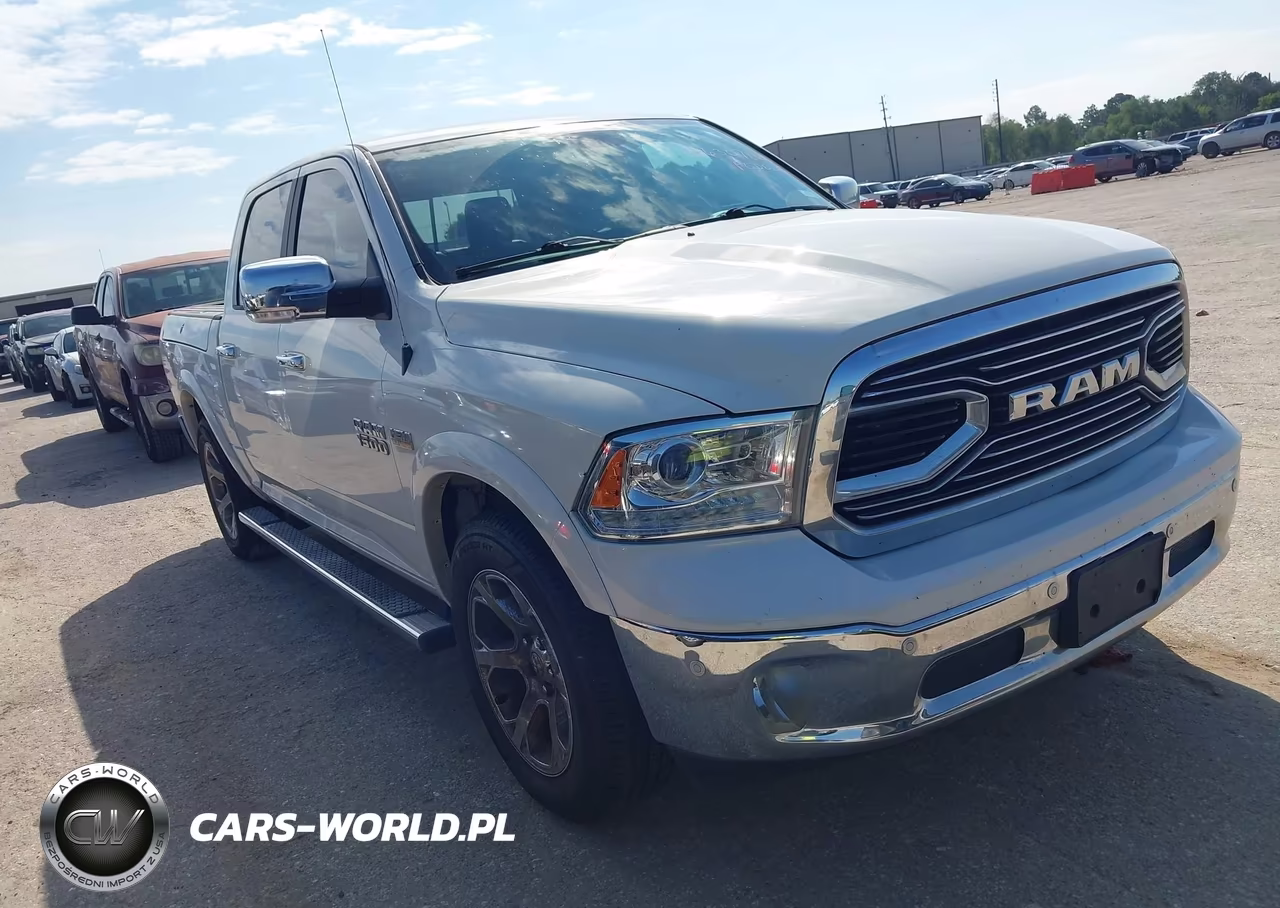 2017 Ram 1500 Laramie 4X2 5'7 Box