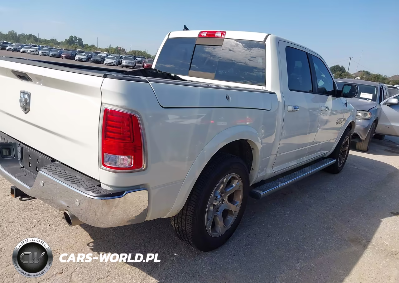 2017 Ram 1500 Laramie 4X2 5'7 Box VIN:1C6RR6NT7HS623030 - 13