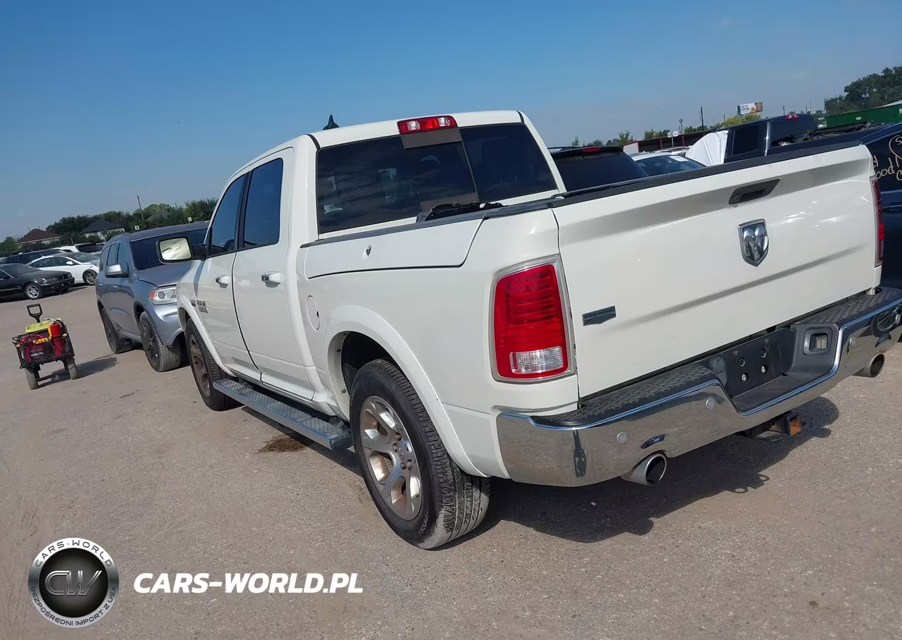 2017 Ram 1500 Laramie 4X2 5'7 Box VIN:1C6RR6NT7HS623030 - 3