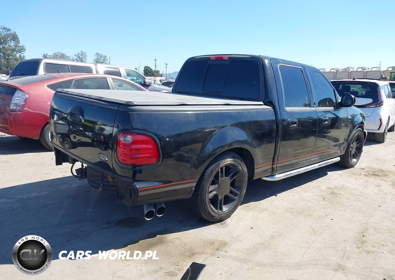 2001 Ford F-150 Harley-Davidson Edition-King Ranch Edition-Lariat-Xlt VIN:1FTRW07L01KB19906 - 4