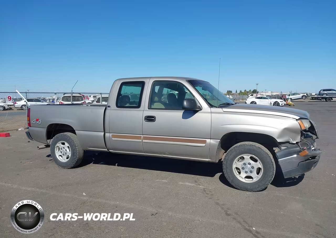 2003 Chevrolet Silverado 1500 Ls VIN:2GCEK19V931113880 - 13
