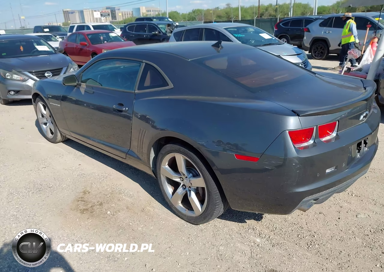 2010 Chevrolet Camaro 2Ss VIN:2G1FK1EJ7A9186552 - 3