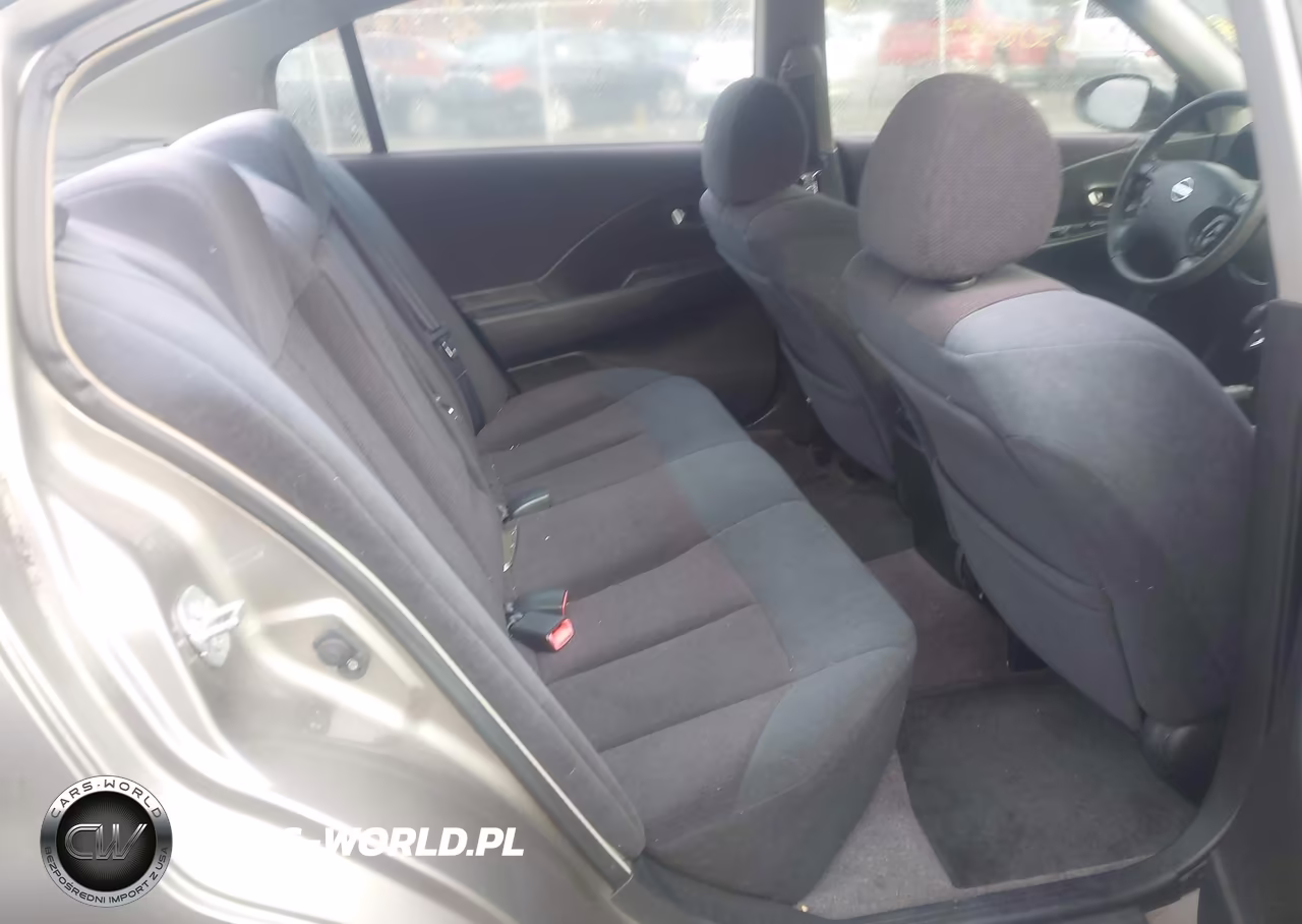 2002 Nissan Altima 3.5 Se VIN:1N4BL11D22C290661 - 8