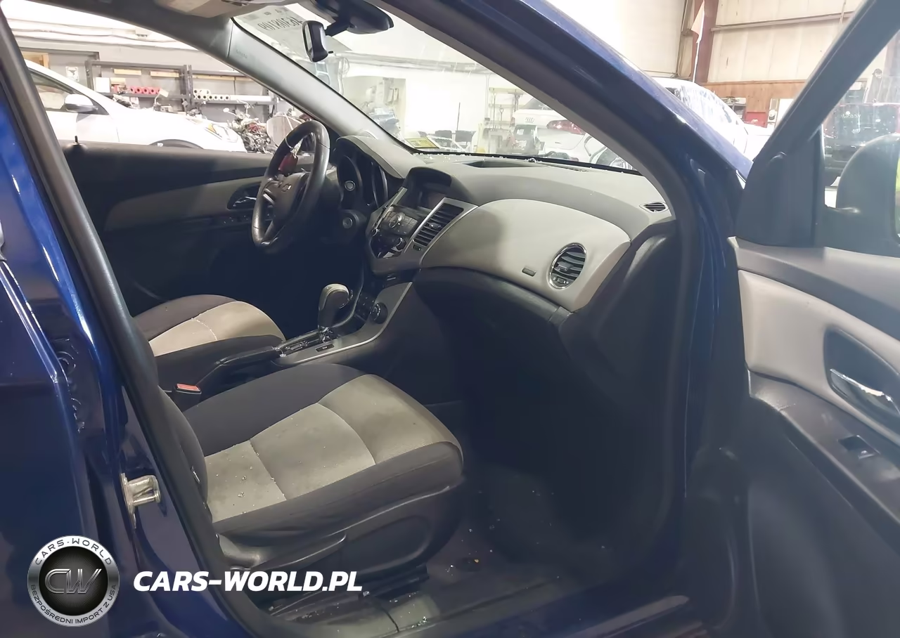 2012 Chevrolet Cruze Ls VIN:1G1PC5SH8C7350308 - 5