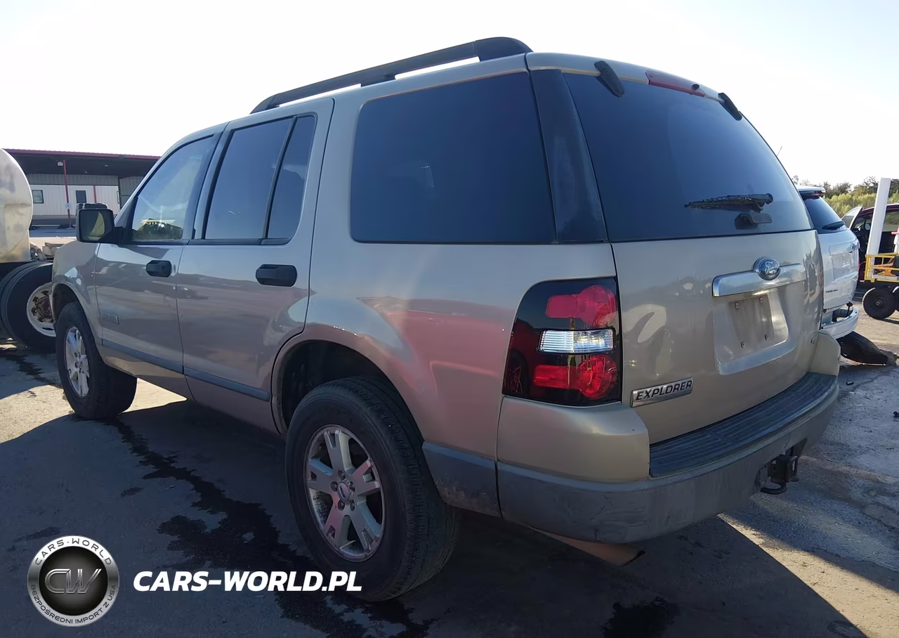 2006 Ford Explorer Xls VIN:1FMEU72E66UB59386 - 3