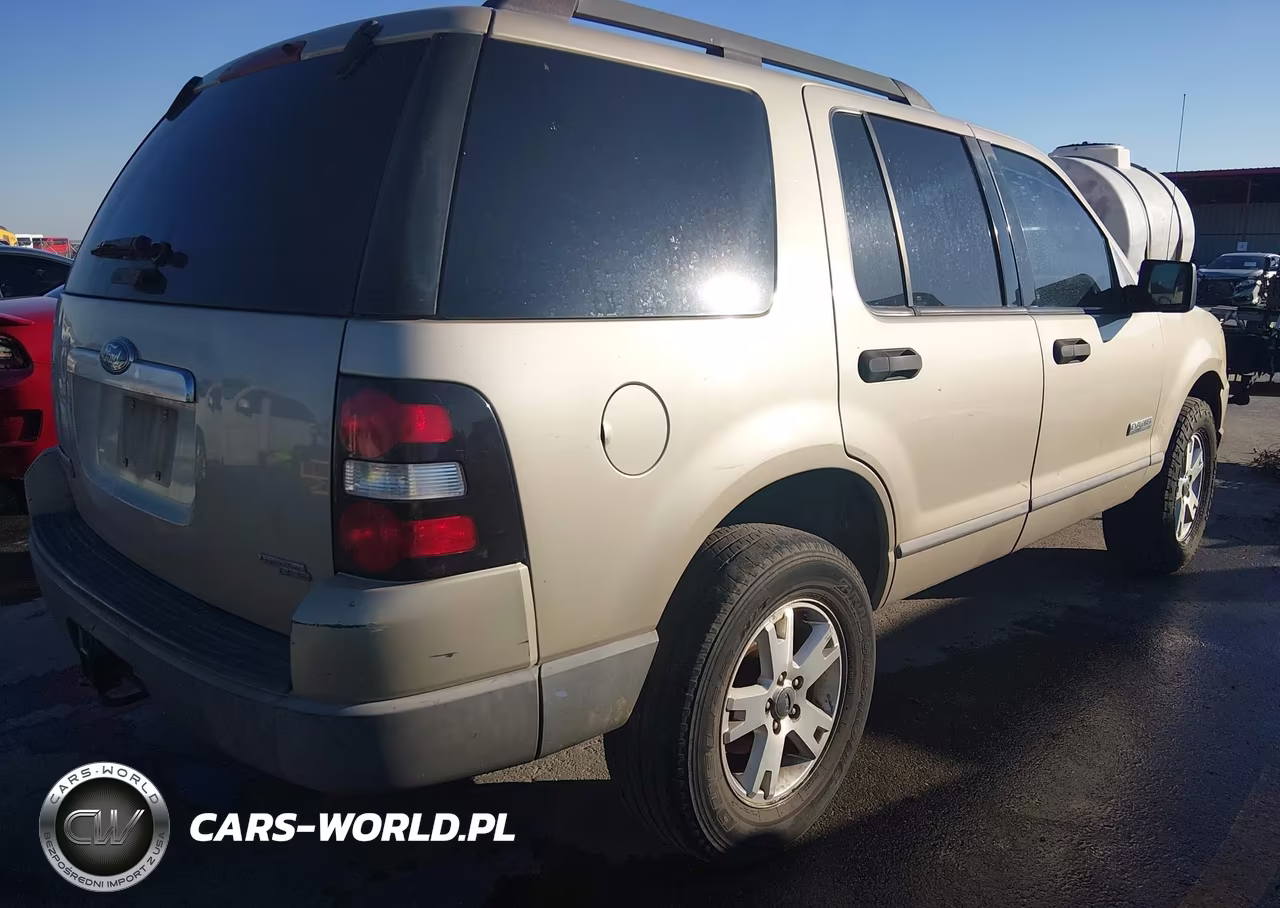 2006 Ford Explorer Xls VIN:1FMEU72E66UB59386 - 4
