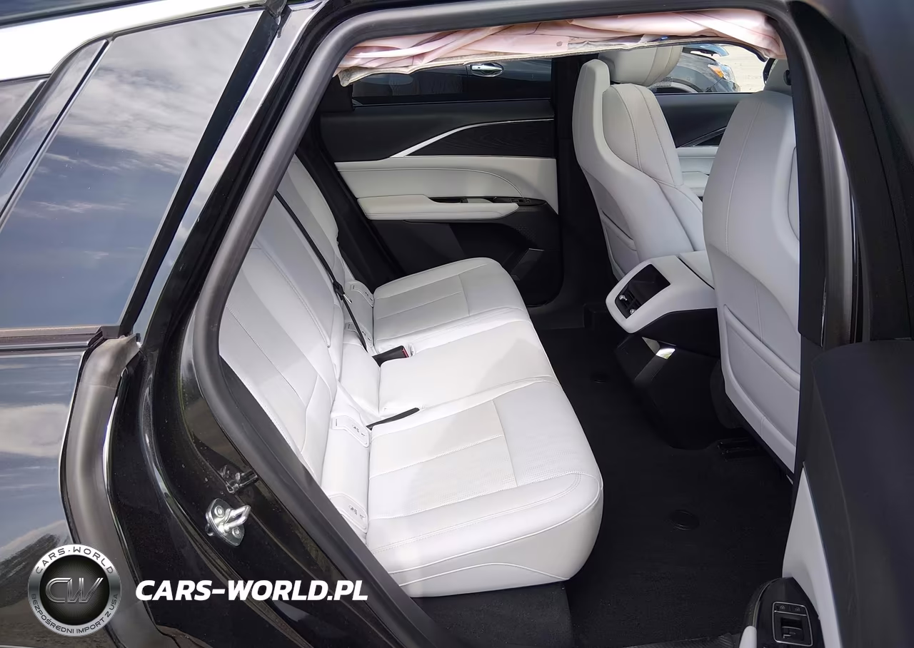 2024 Cadillac Lyriq Luxury W-1Sc VIN:1GYKPPRK8RZ113408 - 8