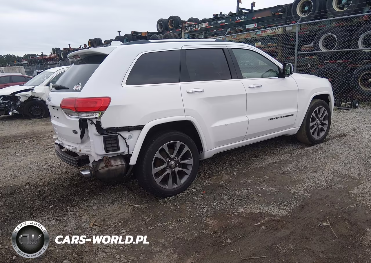 2017 Jeep Grand Cherokee Overland 4X2 VIN:1C4RJECG5HC904723 - 4