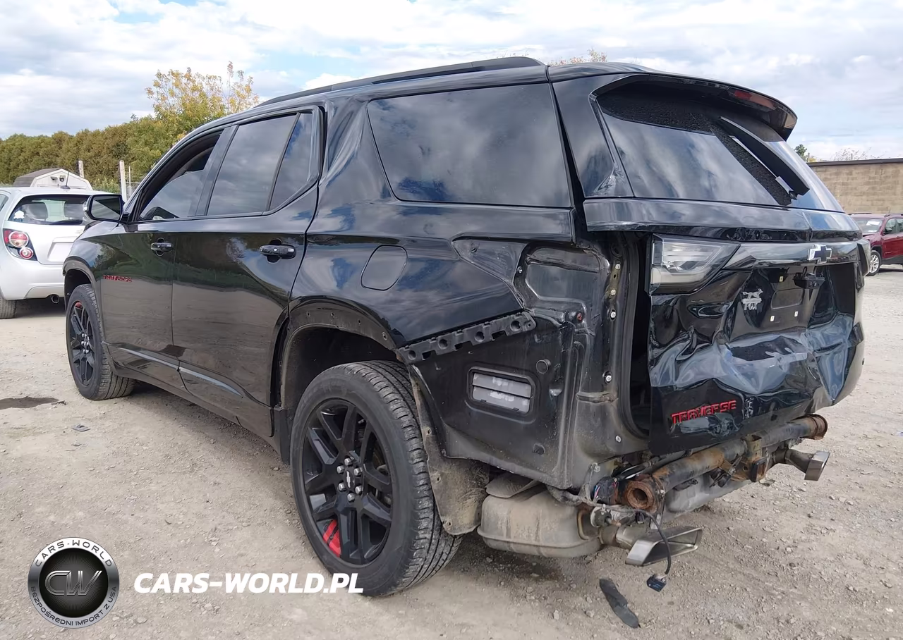2018 Chevrolet Traverse Premier VIN:1GNEVJKW9JJ121403 - 3