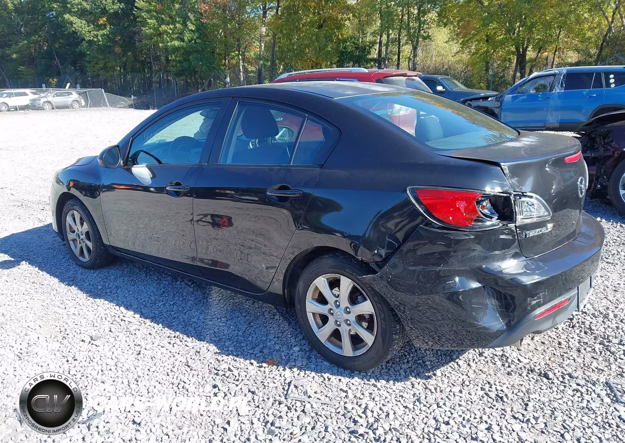 2011 Mazda Mazda3 I Touring VIN:JM1BL1VG6B1400234 - 3
