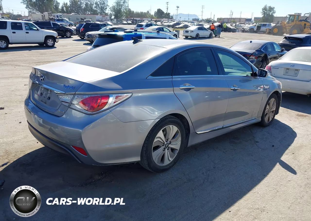 2015 Hyundai Sonata Hybrid Limited VIN:KMHEC4A48FA136459 - 4