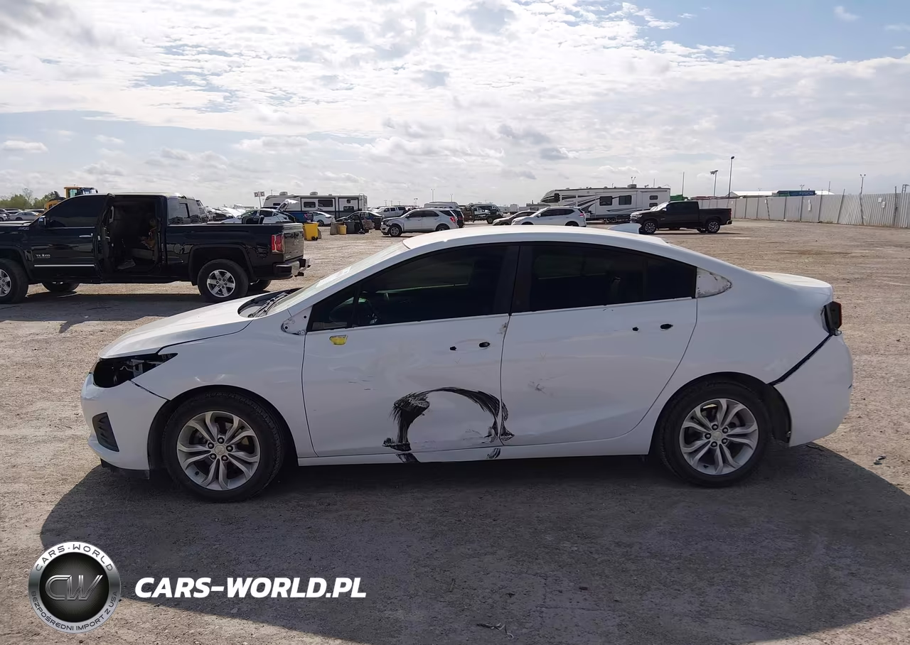2019 Chevrolet Cruze Lt VIN:1G1BE5SM9K7129722 - 14