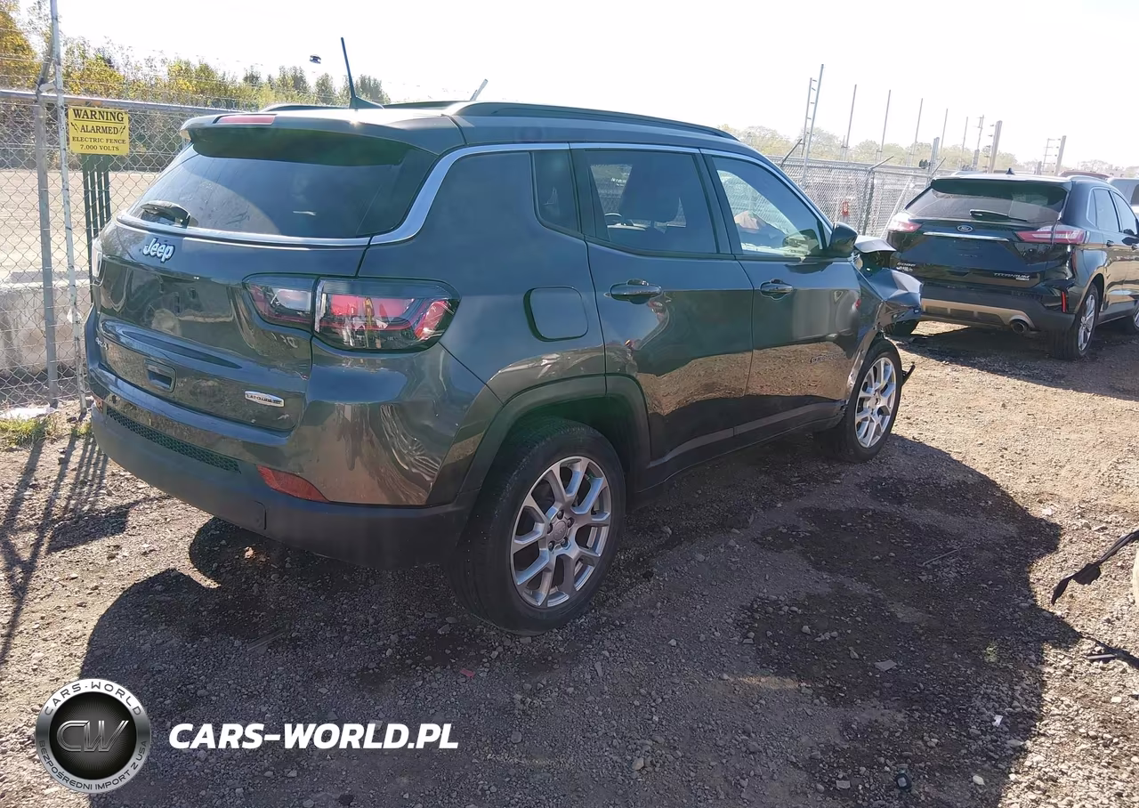 2023 Jeep Compass Latitude Lux Fwd VIN:3C4NJDFN1PT537910 - 4