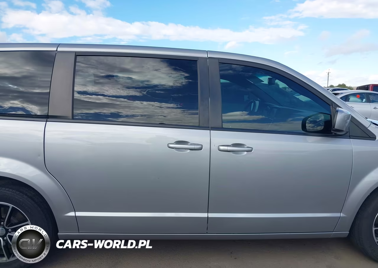 2018 Dodge Grand Caravan Se Plus VIN:2C4RDGBG5JR180453 - 13