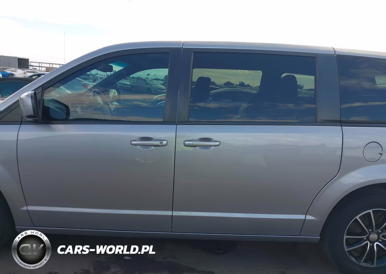 2018 Dodge Grand Caravan Se Plus VIN:2C4RDGBG5JR180453 - 14