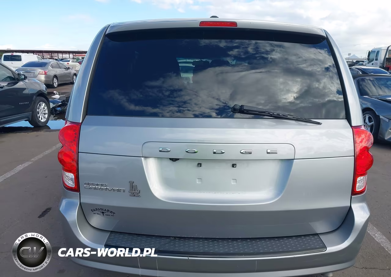 2018 Dodge Grand Caravan Se Plus VIN:2C4RDGBG5JR180453 - 16