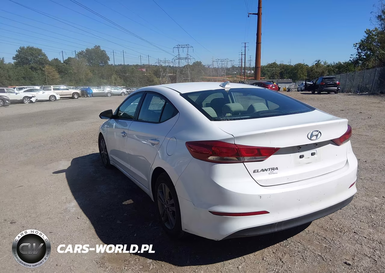 2018 Hyundai Elantra Sel VIN:5NPD84LF8JH224512 - 3