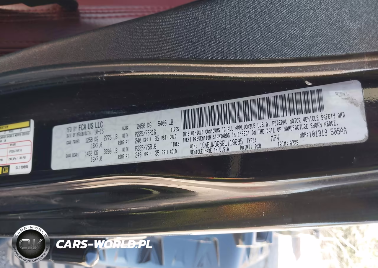 2016 Jeep Wrangler Unlimited Sport VIN:1C4BJWDG6GL119695 - 9