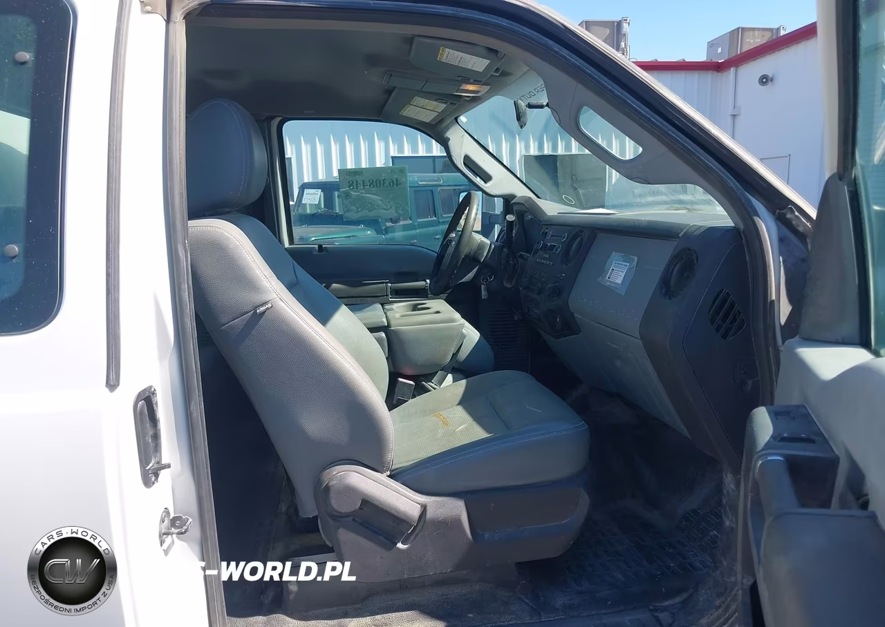 2012 Ford F-450 Chassis Xl VIN:1FD9X4HY6CEC73306 - 5