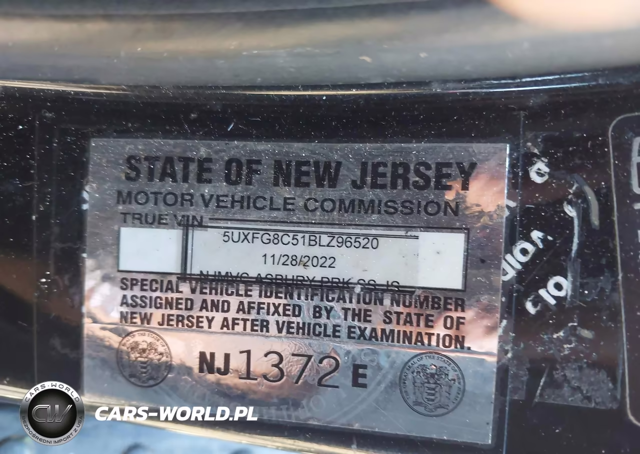 2011 BMW X6 VIN:5UXFG8C51BLZ96520 - 9