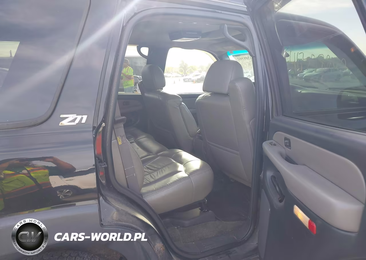 2002 Chevrolet Tahoe Z71 VIN:1GNEK13Z82R310743 - 8