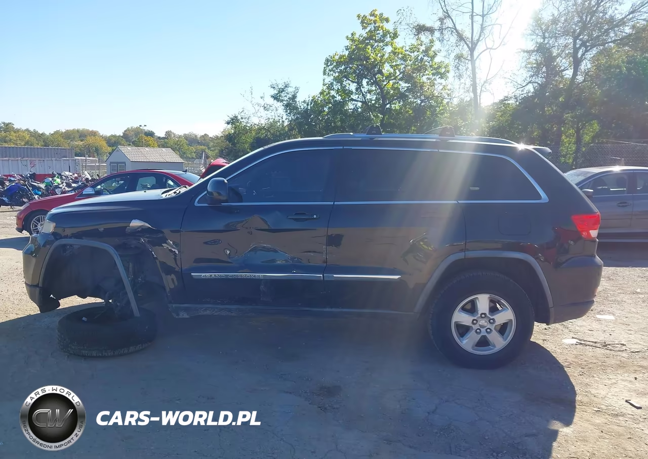 2012 Jeep Grand Cherokee Laredo VIN:1C4RJFAG4CC185014 - 15