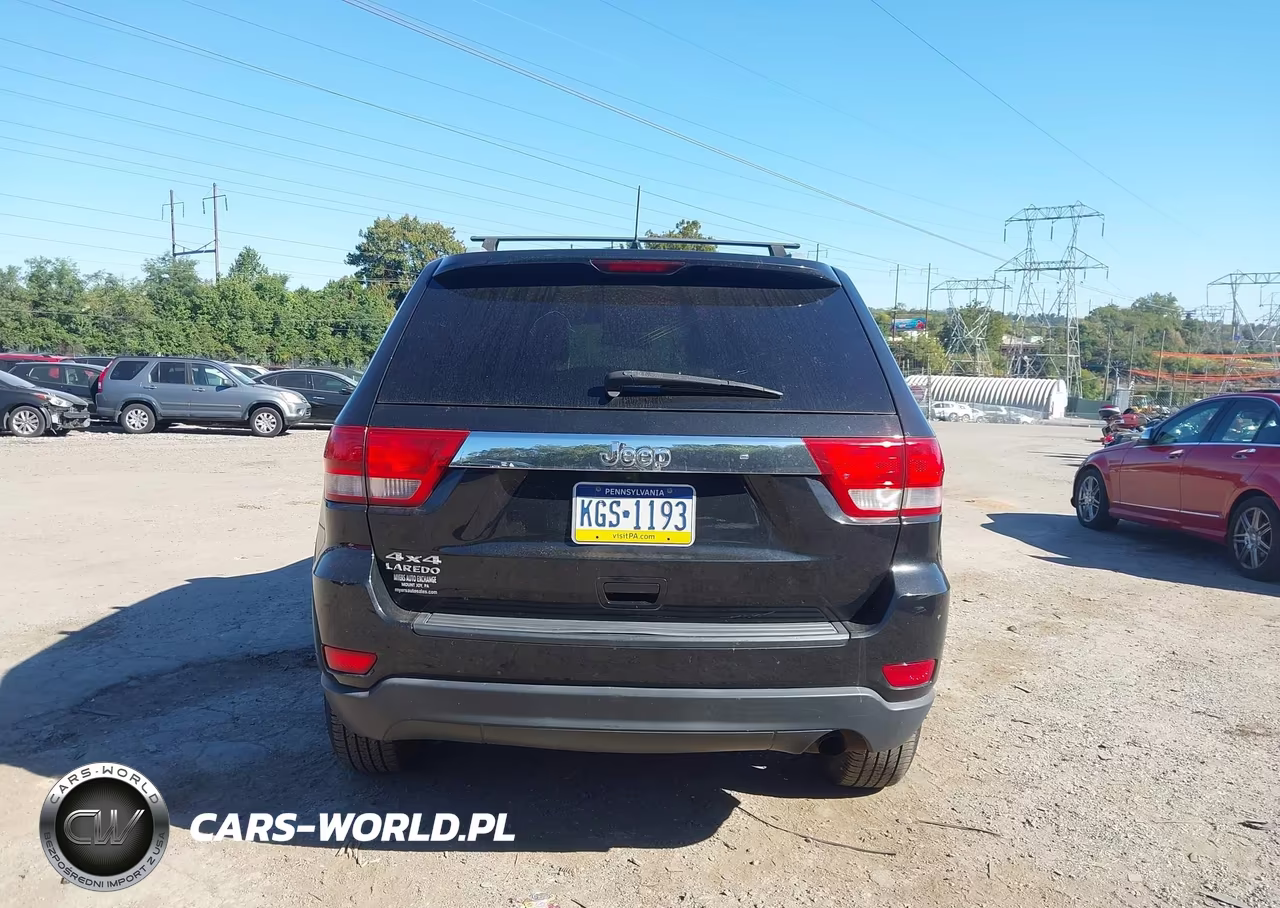 2012 Jeep Grand Cherokee Laredo VIN:1C4RJFAG4CC185014 - 17
