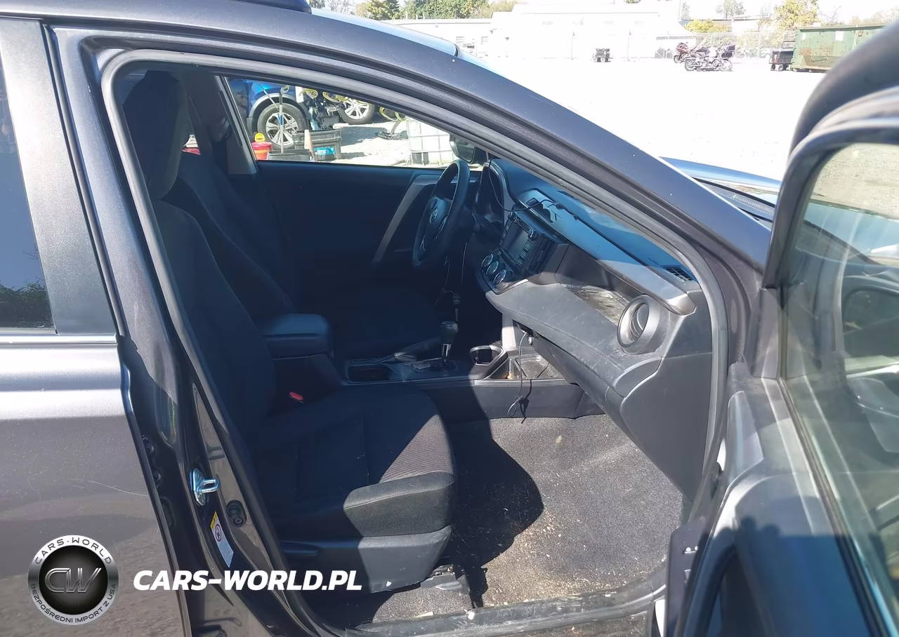 2016 Toyota Rav4 Le VIN:JTMZFREV1GJ063840 - 5