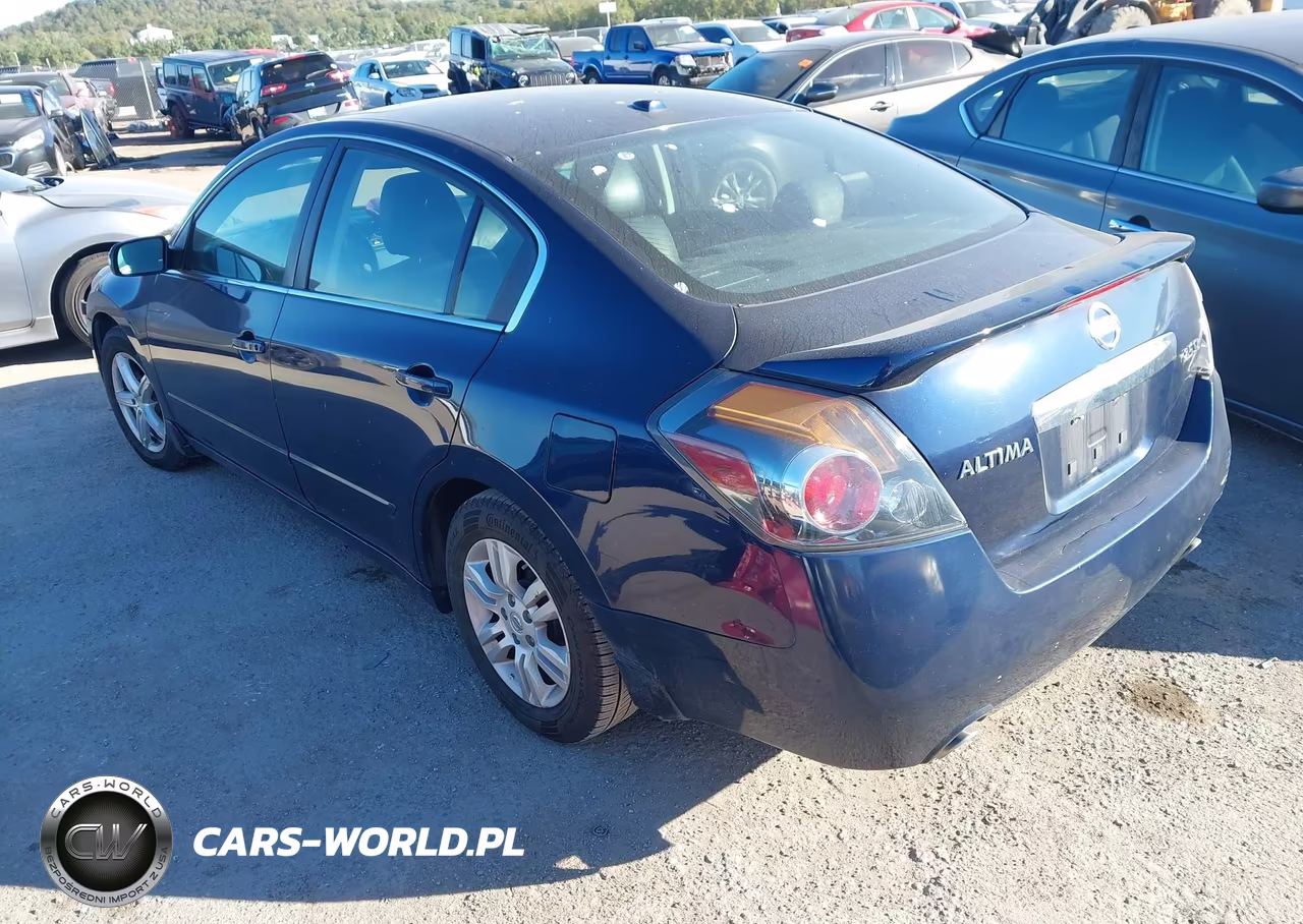 2011 Nissan Altima 2.5 S VIN:1N4AL2AP2BN490293 - 3