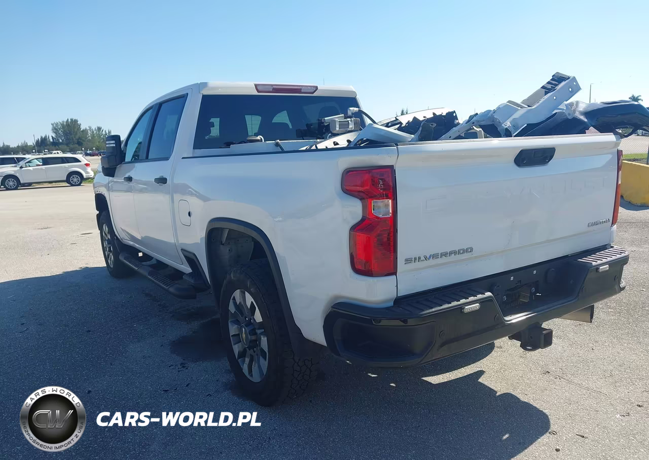 2024 Chevrolet Silverado 2500Hd 4Wd Standard Bed Custom VIN:2GC4YMEY0R1159652 - 3