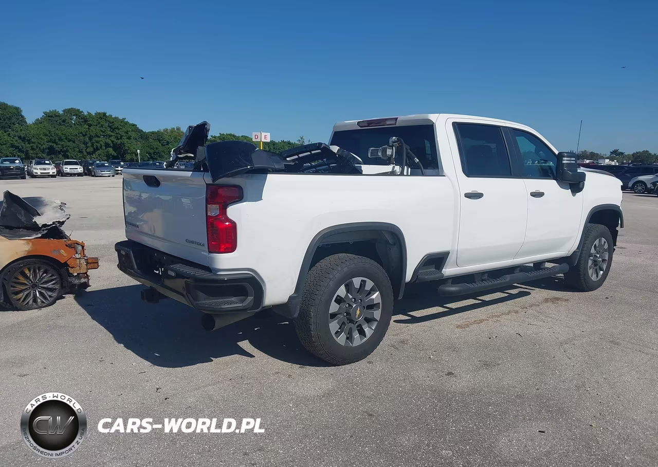 2024 Chevrolet Silverado 2500Hd 4Wd Standard Bed Custom VIN:2GC4YMEY0R1159652 - 4