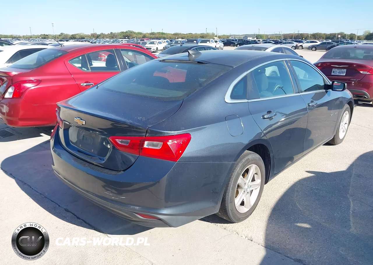 2019 Chevrolet Malibu 1Ls VIN:1G1ZB5ST9KF173224 - 4