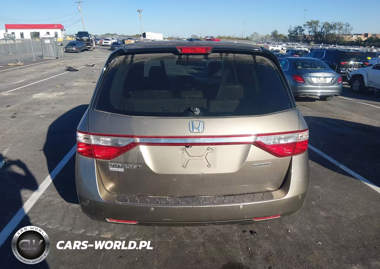 2013 Honda Odyssey Touring-Touring Elite VIN:5FNRL5H98DB038923 - 16