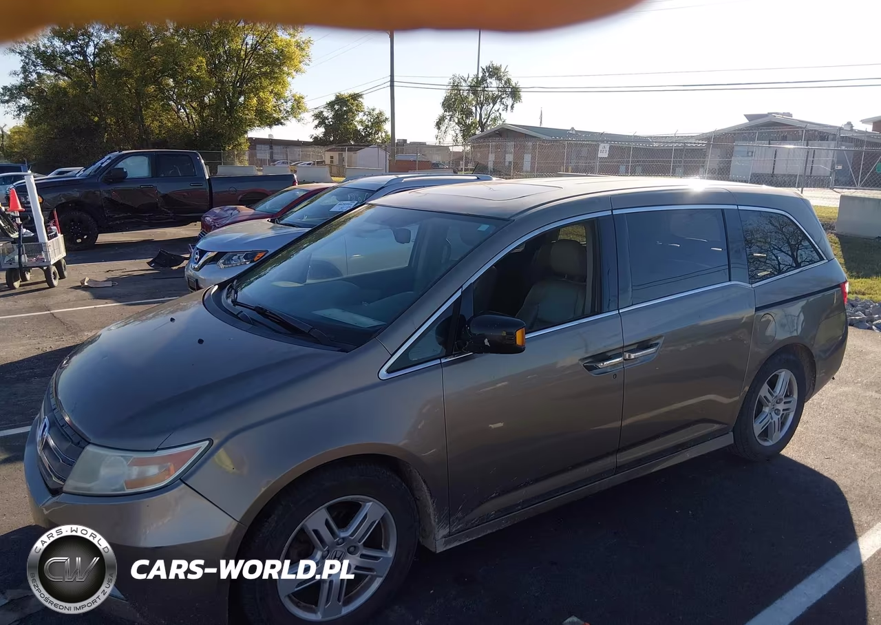 2013 Honda Odyssey Touring-Touring Elite VIN:5FNRL5H98DB038923 - 6