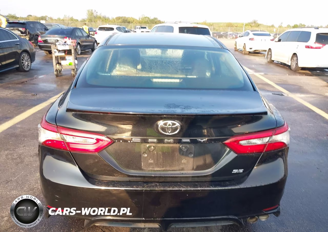 2018 Toyota Camry Se VIN:4T1B11HK2JU604267 - 16