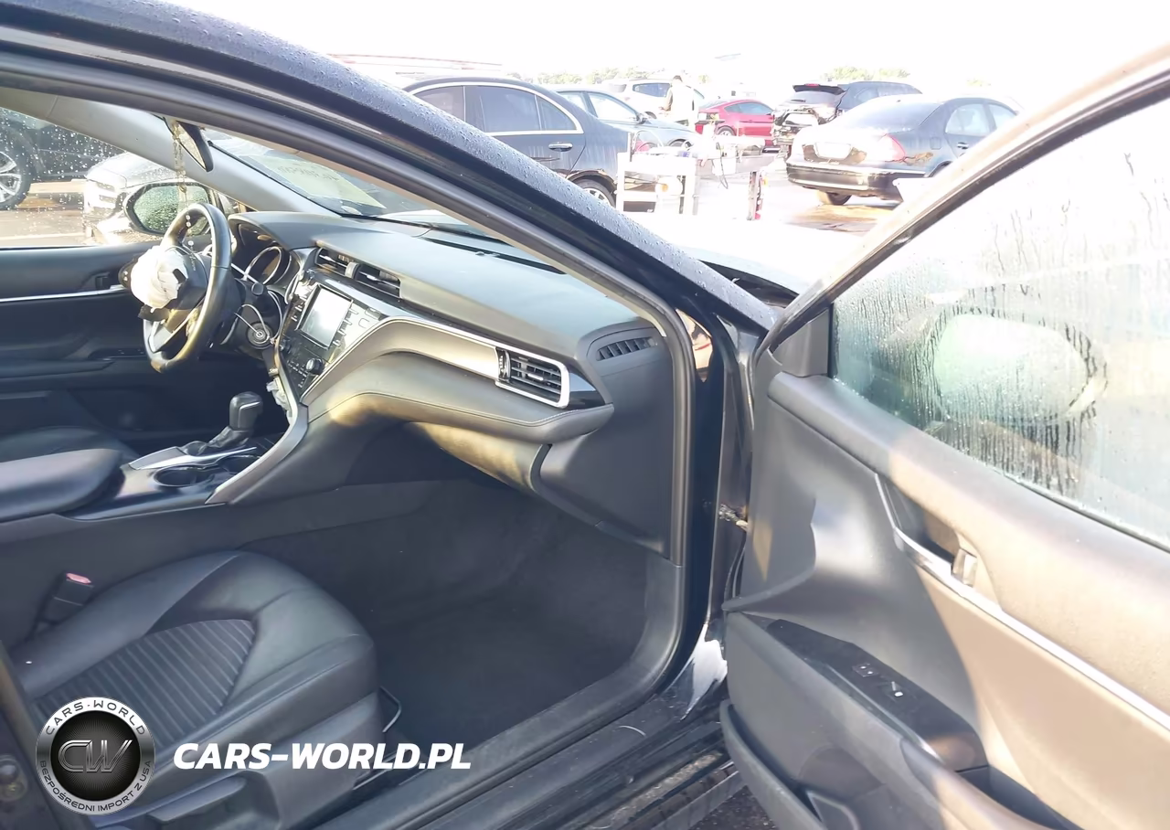 2018 Toyota Camry Se VIN:4T1B11HK2JU604267 - 5