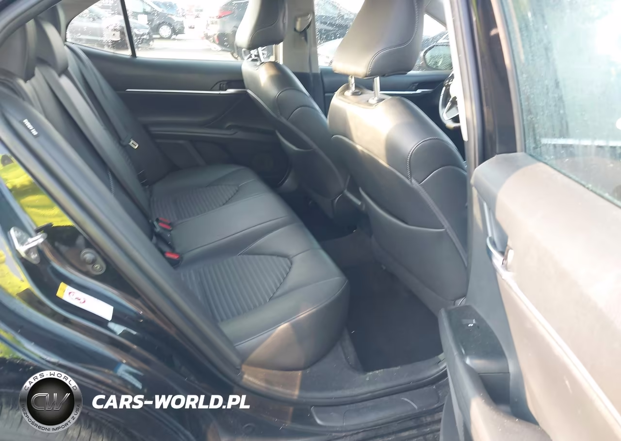 2018 Toyota Camry Se VIN:4T1B11HK2JU604267 - 8