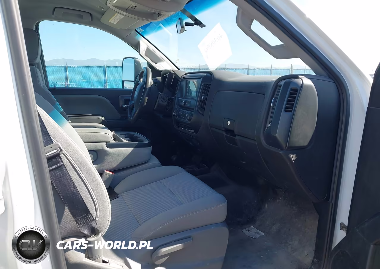 2019 Chevrolet Silverado 2500Hd Wt VIN:2GC2KREG7K1190688 - 5