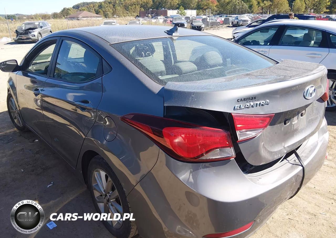 2014 Hyundai Elantra Se VIN:5NPDH4AE9EH461770 - 3