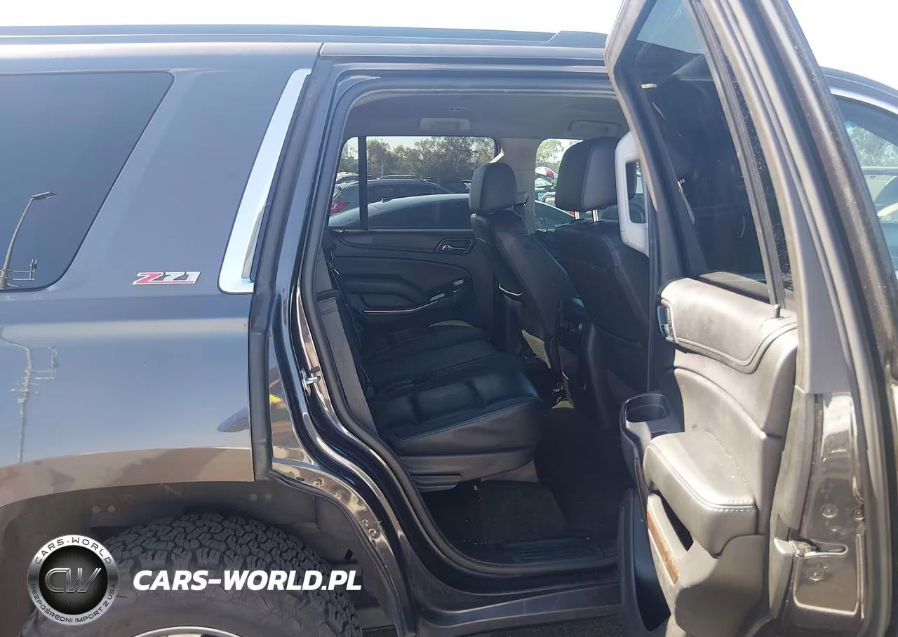 2018 Chevrolet Tahoe Lt VIN:1GNSKBKCXJR157951 - 8