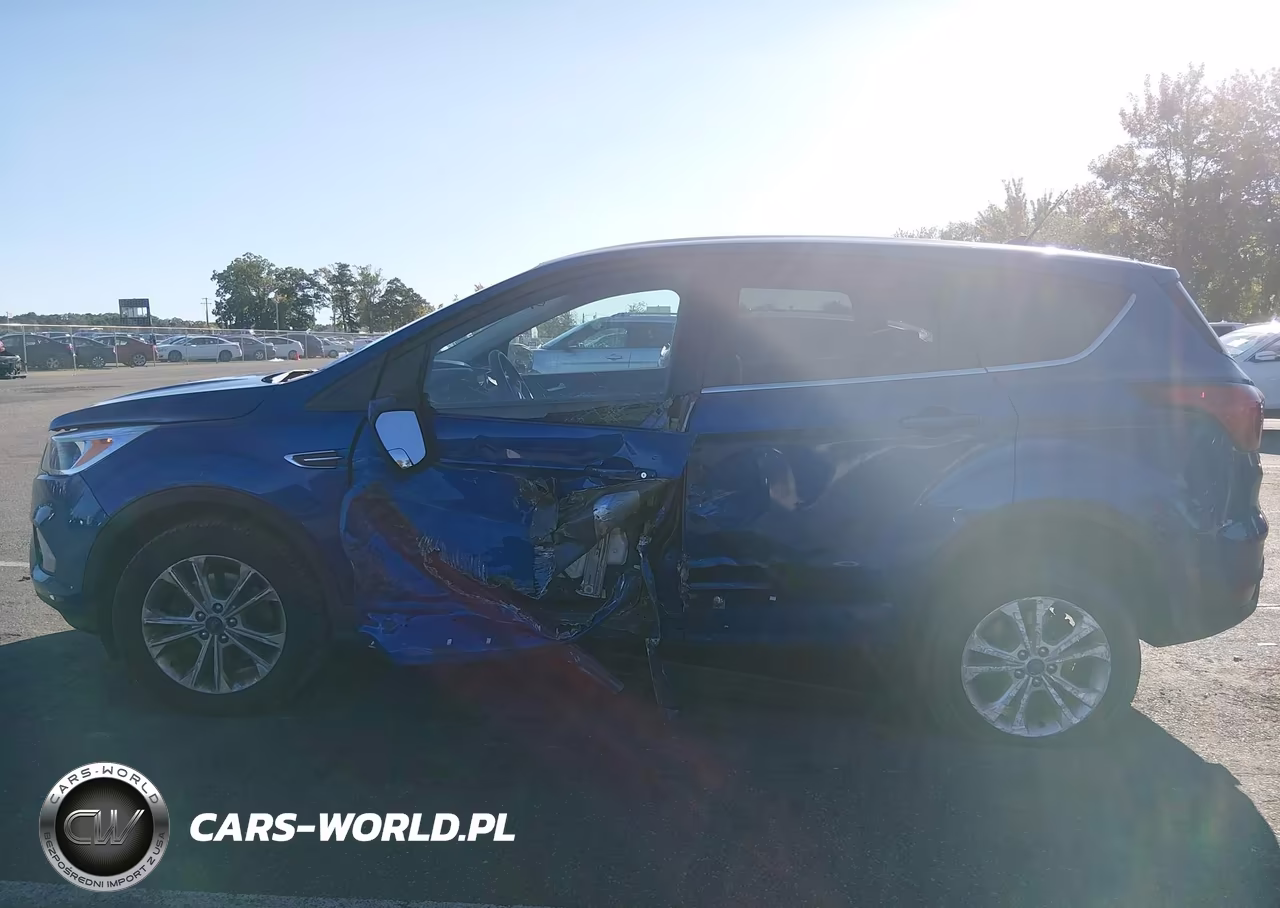 2019 Ford Escape Se VIN:1FMCU9GD4KUA73412 - 14