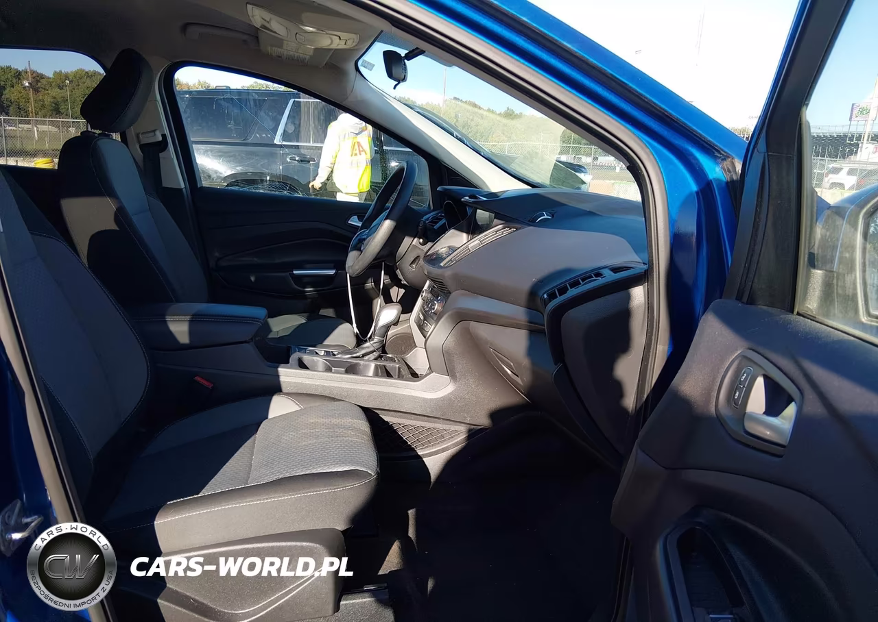 2019 Ford Escape Se VIN:1FMCU9GD4KUA73412 - 5