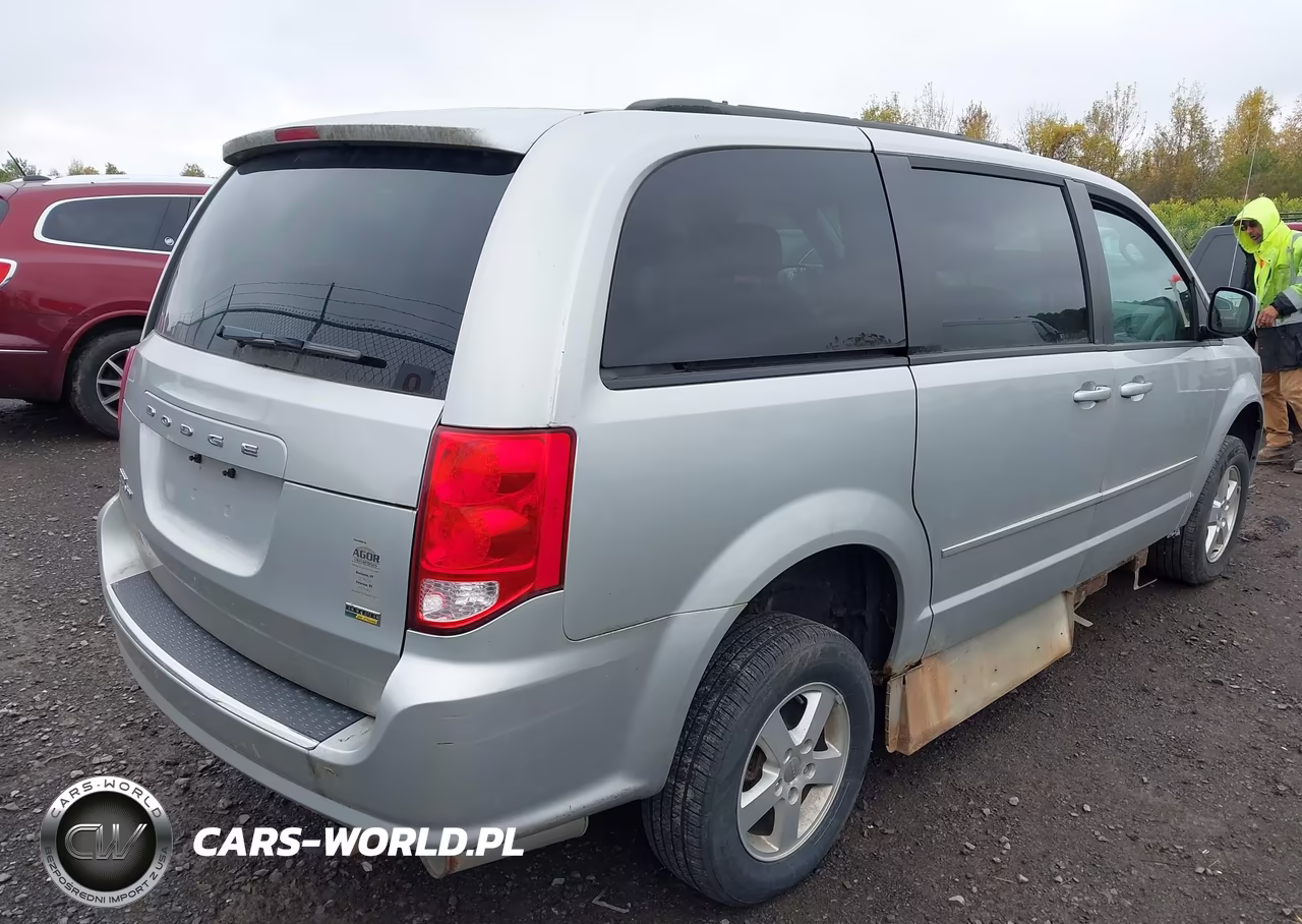 2012 Dodge Grand Caravan Sxt VIN:2C4RDGCG3CR384525 - 4